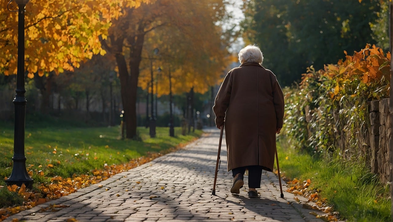 Senior Living Communities Help Combat Loneliness and Improve Health